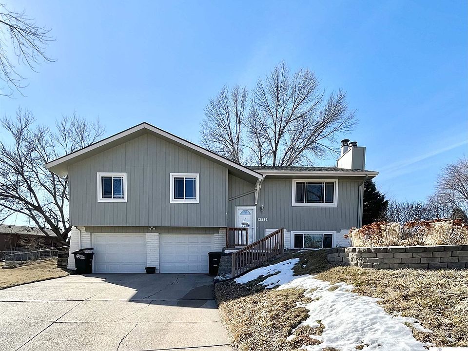 1st image of 13527 Jefferson Cir
