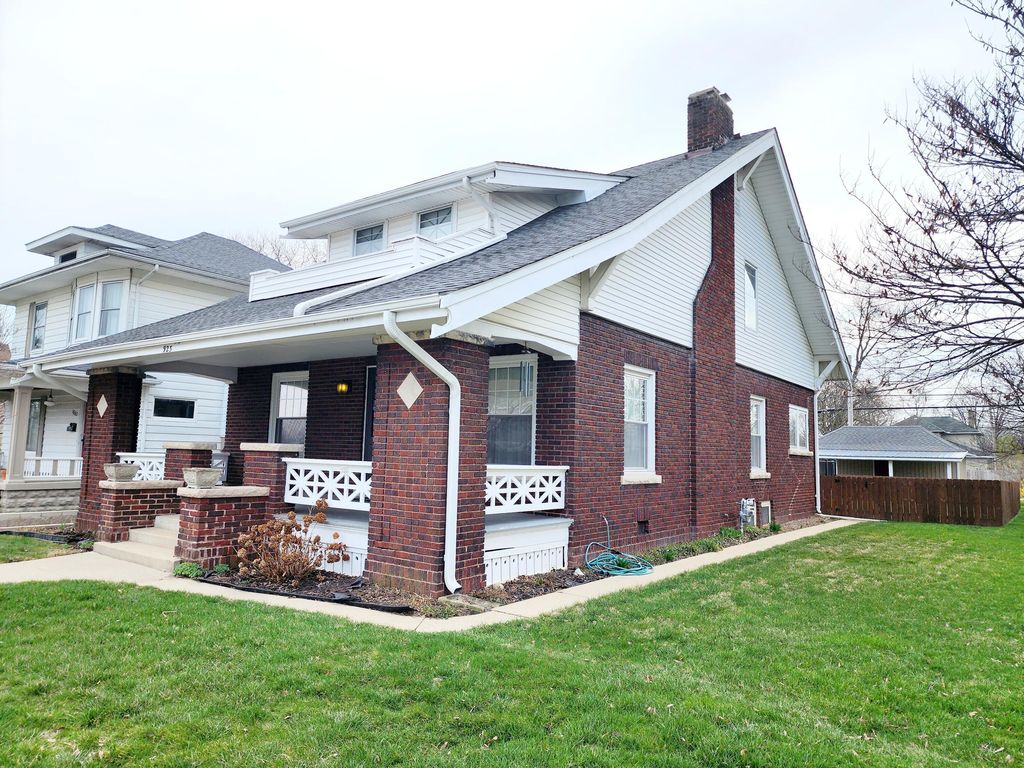 Real estate listing image