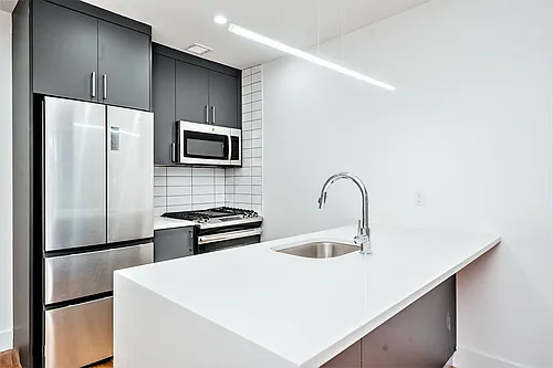 1247 Atlantic Ave #806 Photo 1