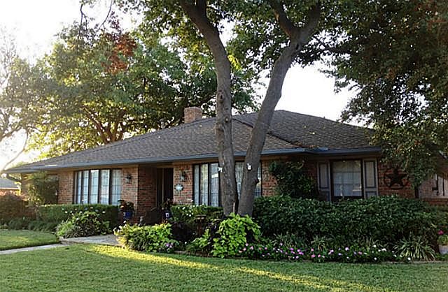 1st image of 2400 Delmar Dr