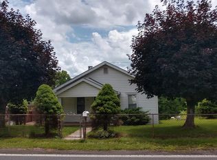 641 Midway Rd, Crab Orchard, WV 25827