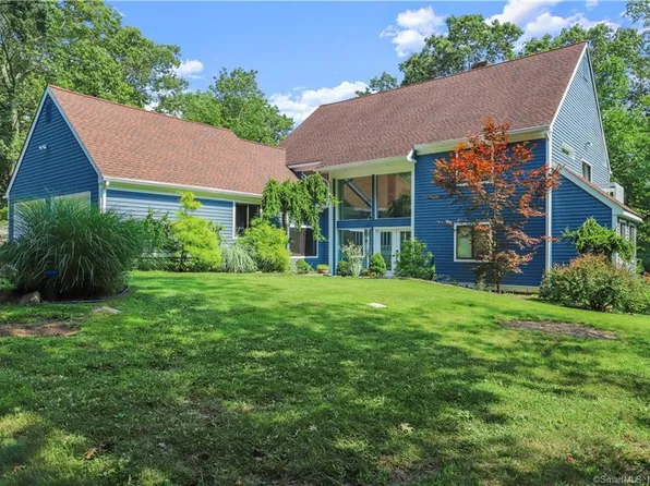 42 Briar Woods Trail, Stamford, CT 06903