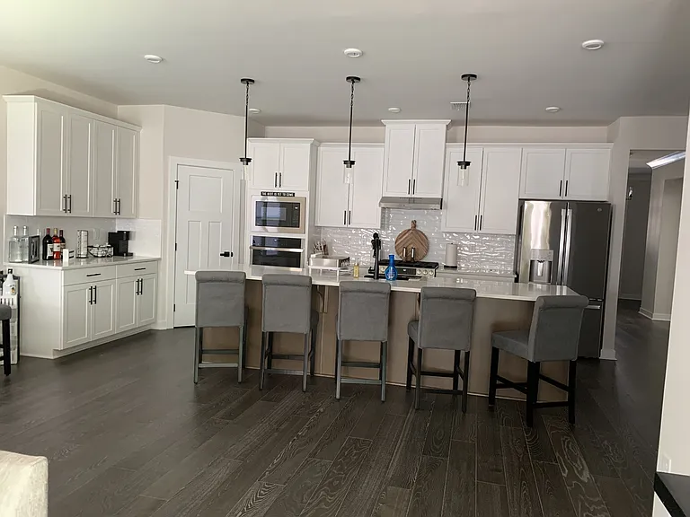 2325 Hazel Way — Photo 10