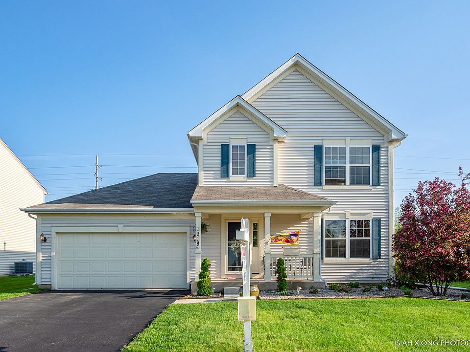 1st image of 1918 Cambridge Ln