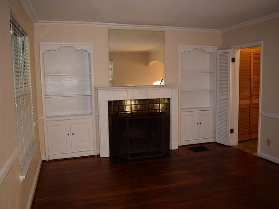 3rd image of 463 Eastmoor Blvd