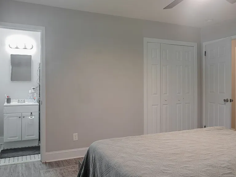 411 College Blvd — Photo 14