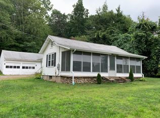 68 E Hill Rd, Canton, CT 06019