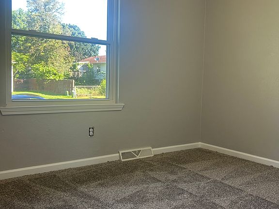 5th image of 5125 Woodway Dr