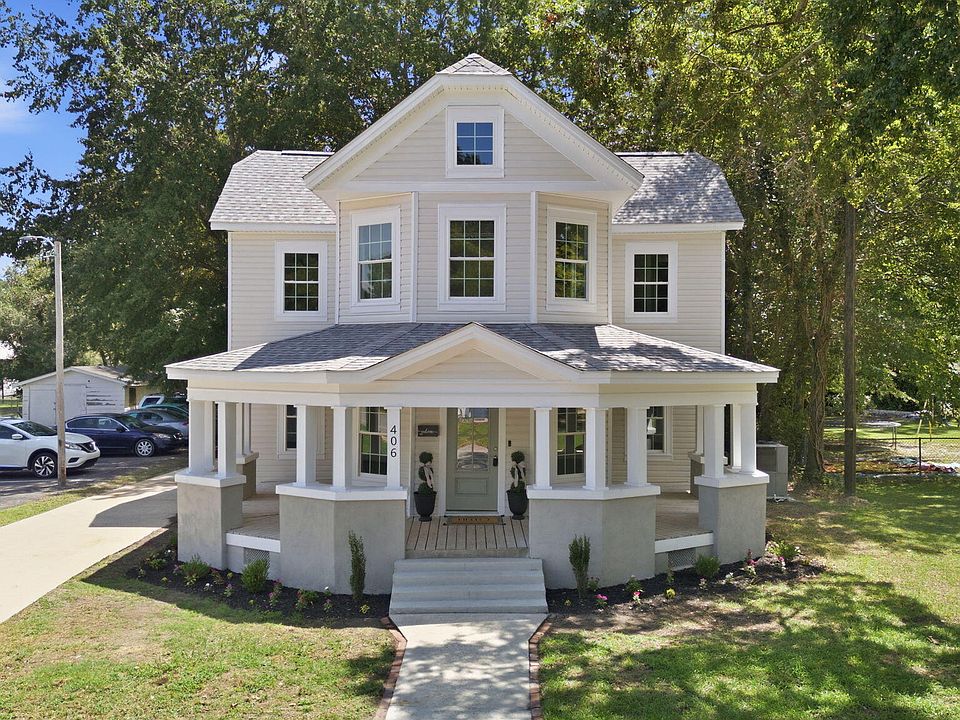 1st image of 406 N Webb St