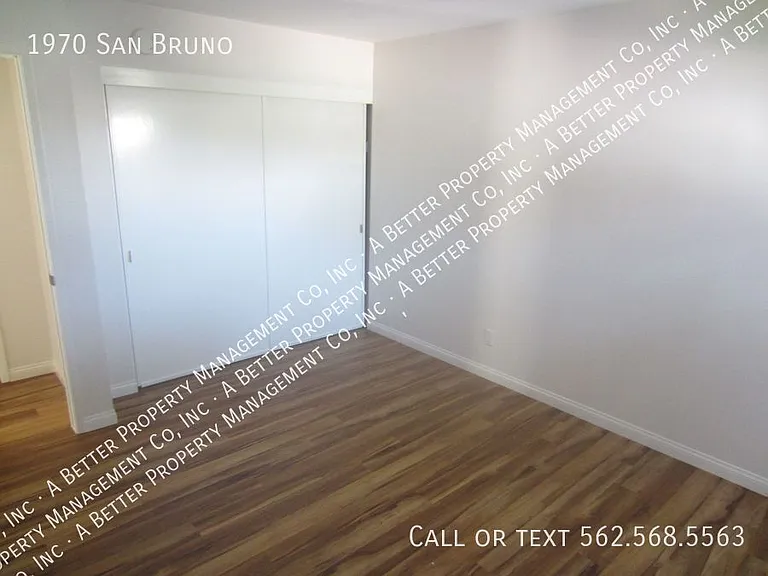 1970 San Bruno — Photo 11