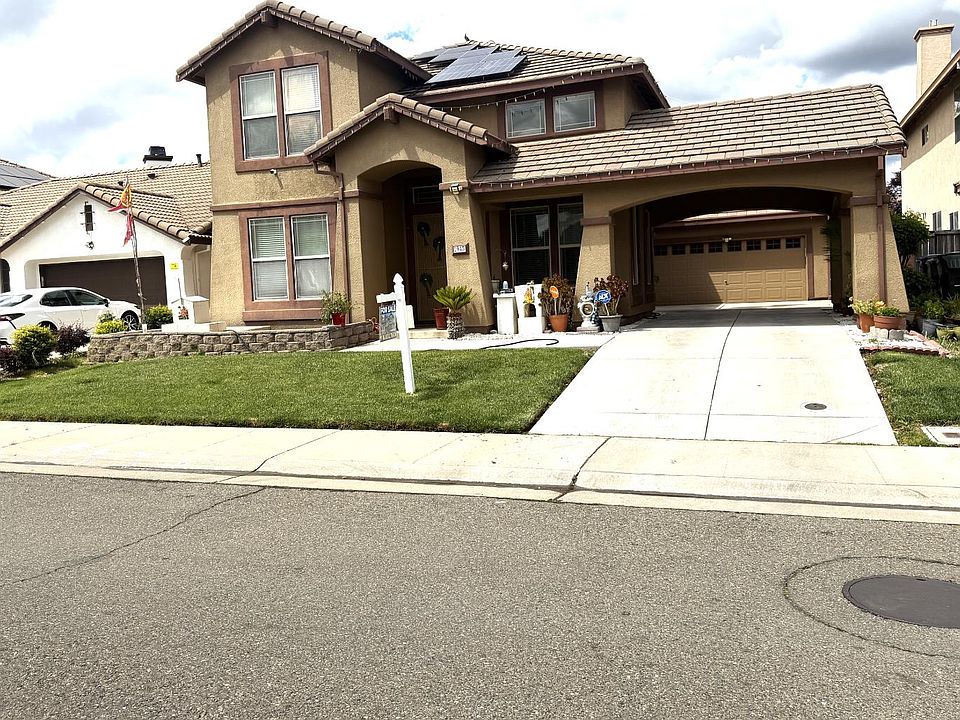 1st image of 1945 Richfield Way