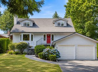 5060 Del Monte Ave, Saanich, BC V8Y1W8