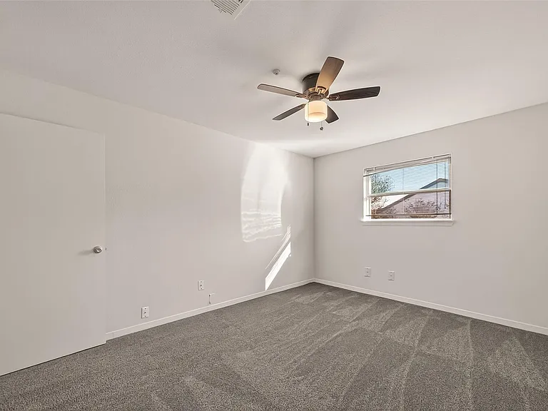7655 S Braeswood Blvd #47 — Photo 23