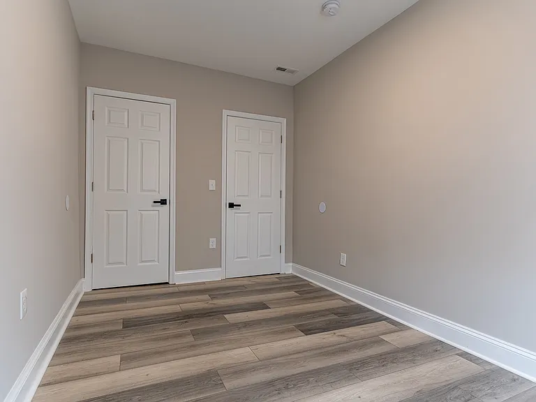 426 Evesham Ave — Photo 16