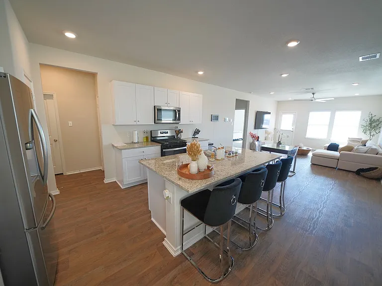 6611 Copper King St — Photo 17