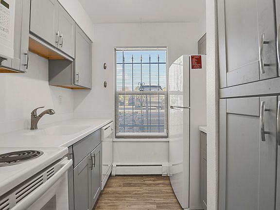 4th image of 4205 N Carefree Cir APT A