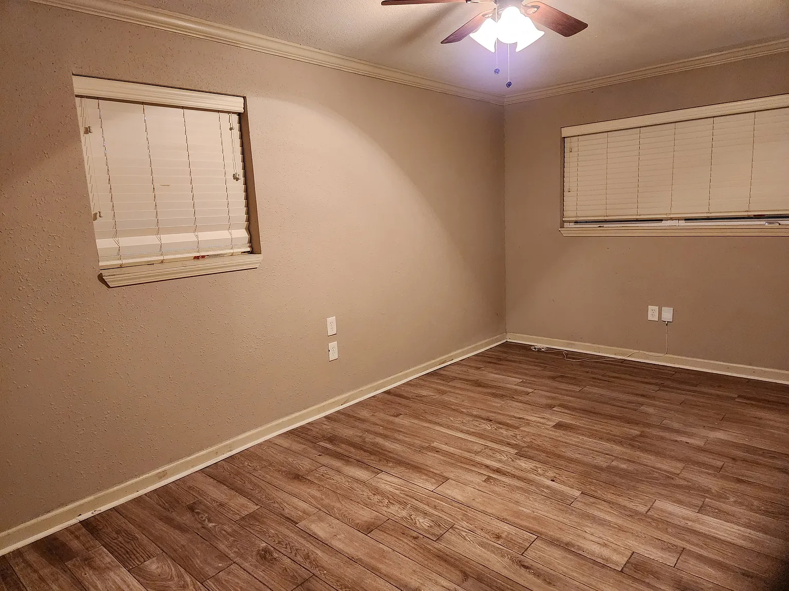 2 bed, 1360 sqft, $1,300 — Photo 3