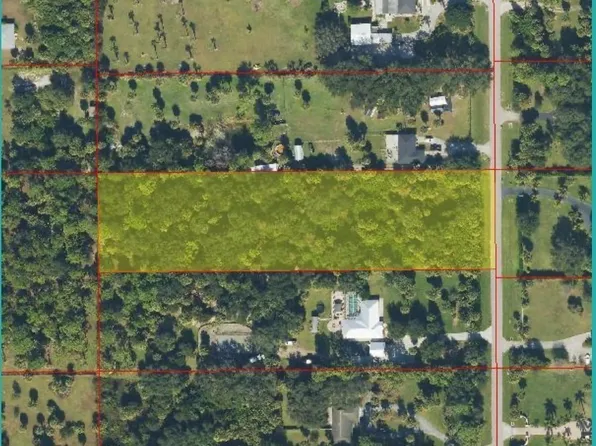 19th St NW, Naples, FL 34120