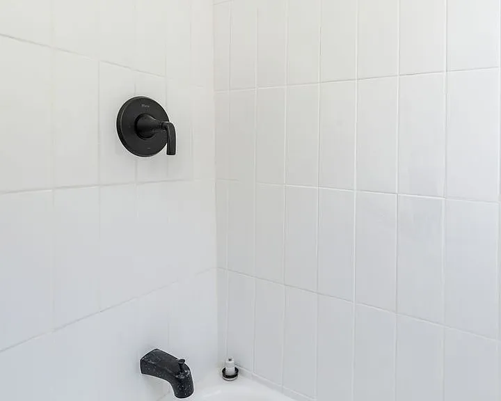 Belmont Place — Photo 103