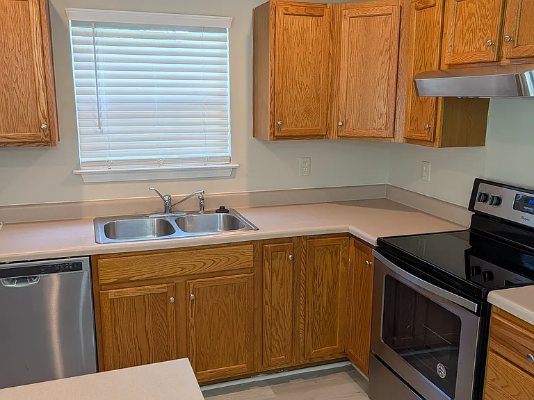 214 Malamute Ln — Photo 12