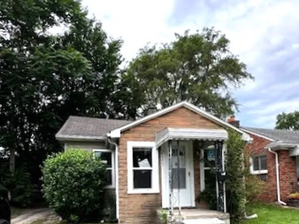 27375 Groveland St, Madison Heights, MI 48071