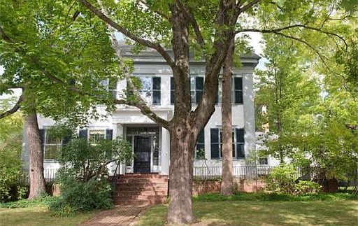 1st image of 2 Meetinghouse Grn