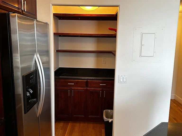 Butler Pantry