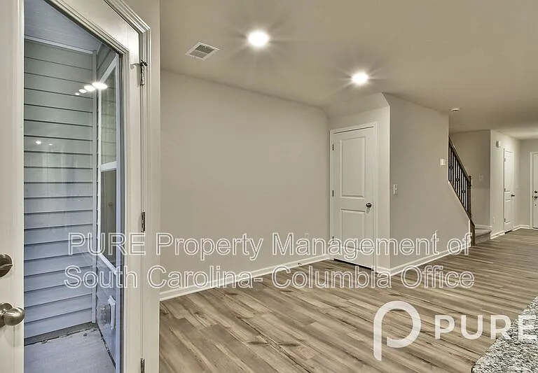119A Triumph Ave — Photo 26