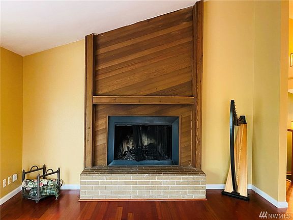 4th image of 6818 Miner Dr SW