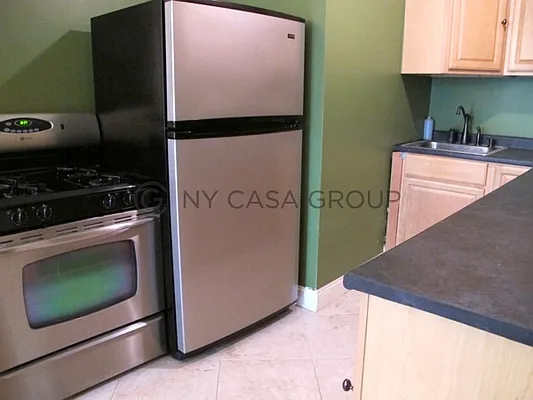 Rented by NY Casa Group | media 18