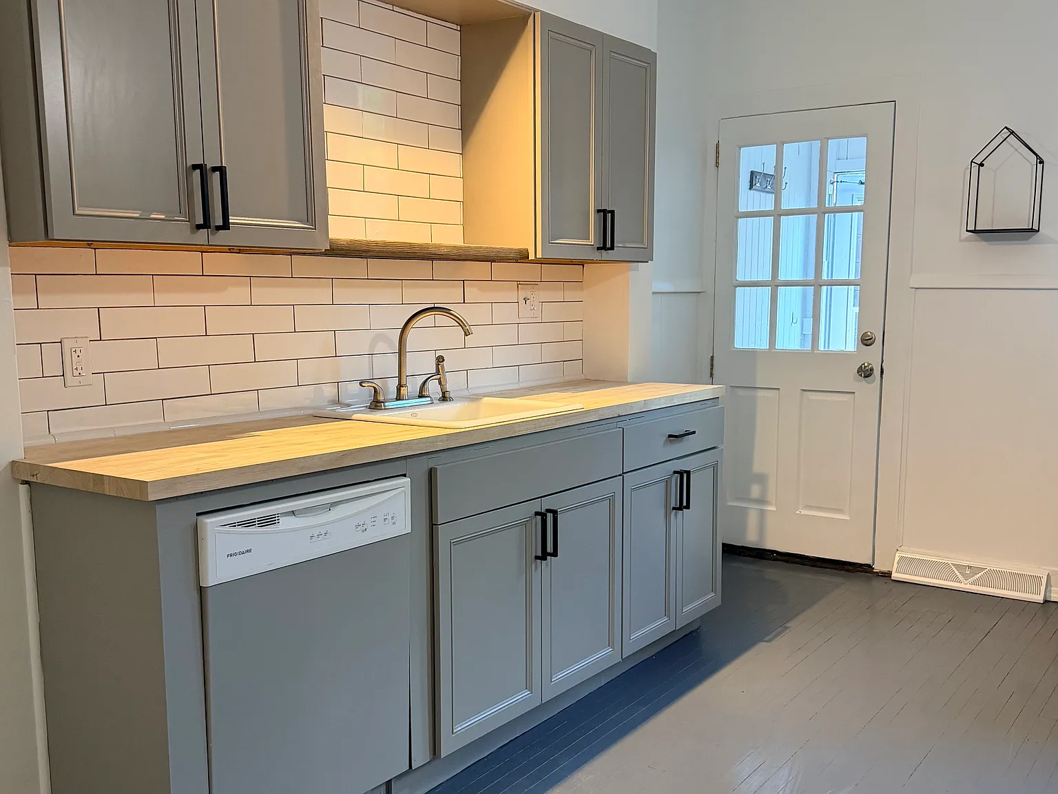 2 bed, 980 sqft, $2,100 — Photo 4