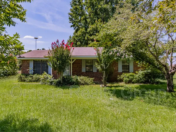 723 County Road 40 W, Prattville, AL 36067