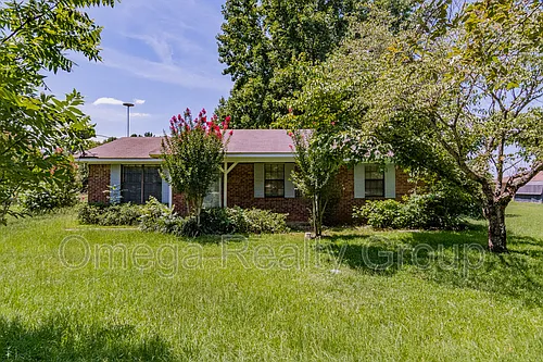 723 County Road 40 W Photo 1