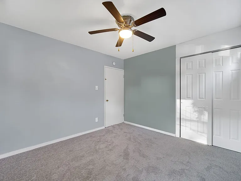 6410 Grand Ave — Photo 15