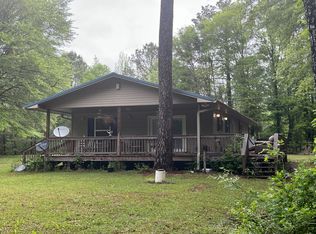 205 Fleenor Dr, Aliceville, AL 35442
