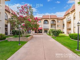 3033 E Devonshire Ave