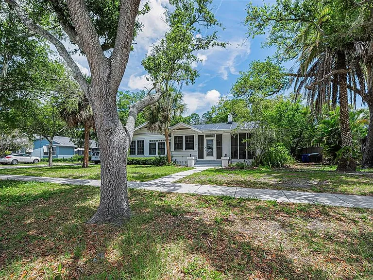 228 President St — Photo 3