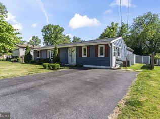8005 Woodholme Cir, Pasadena, MD 21122