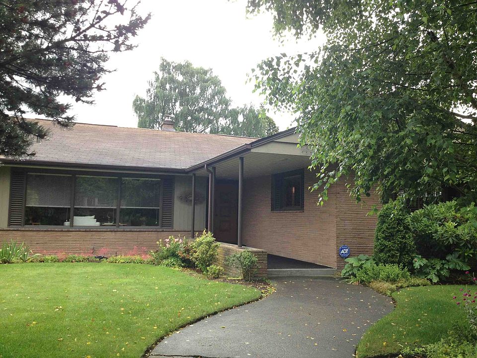 2nd image of 7556 20th Ave NE