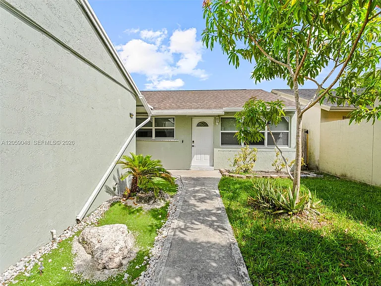 1378 Osprey Ct — Photo 24