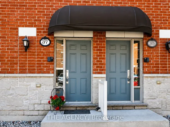 37 Ormerod Ln, Richmond Hill, ON L4S 0G3