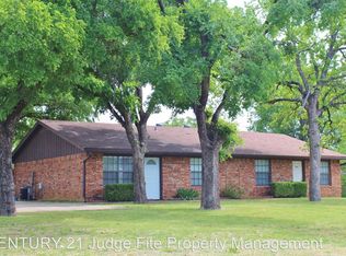 1116 Hanover St APT B, Weatherford, TX 76086