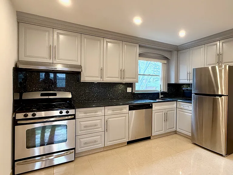254-03 58th Ave #2B — Photo 3
