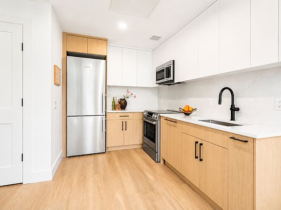5th image of 50 Commercial St #5-G