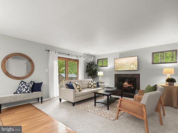 4th image of 285 Michener Ct E