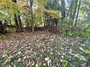 Renwood Rd, Cleveland, OH 44121