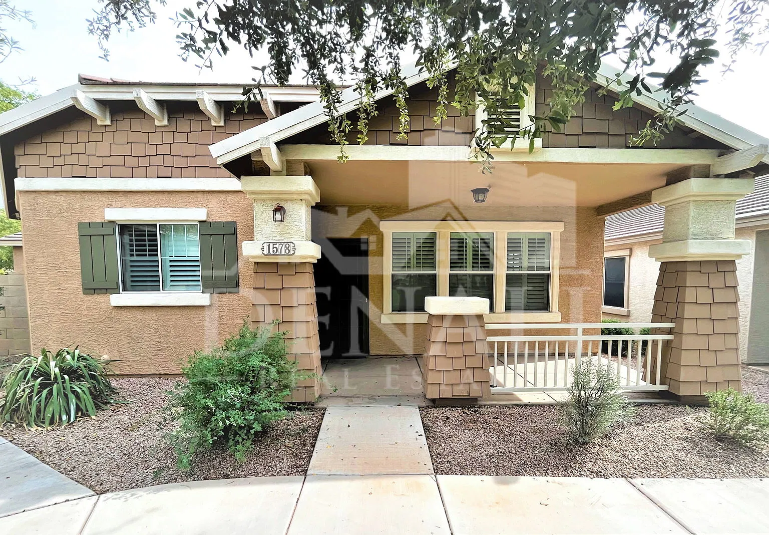 3 bed, 2.0 bath, 1510 sqft, $2,195 — Photo 1