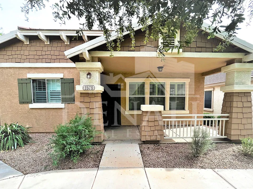 1578 S Heron Dr