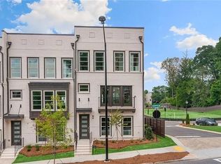 545 Whitlox Rd NW, Atlanta, GA 30318