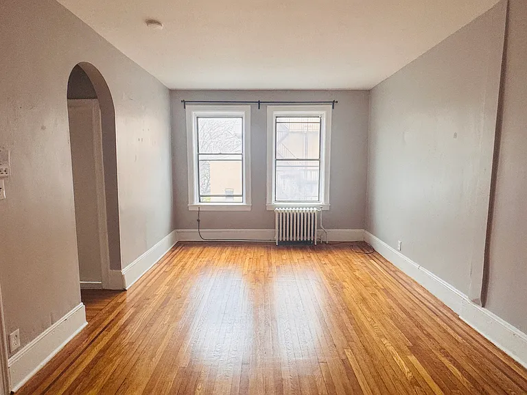 821 Bergen Ave #C5 — Photo 1